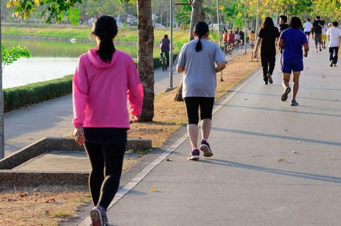 olahraga sehat, kesehatan mental, kebugaran fisik, gaya hidup sehat, manfaat olahraga